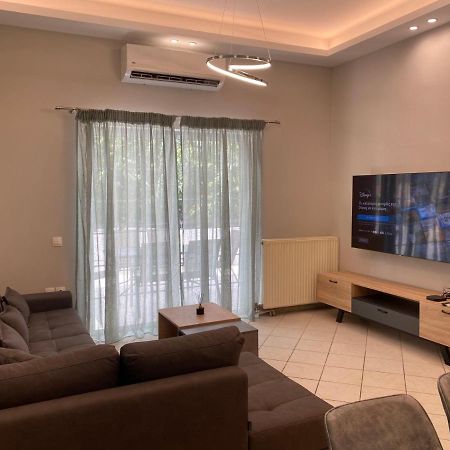 Comfortable Apartment Near To Metro アテネ エクステリア 写真