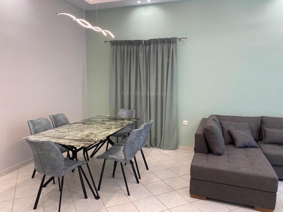 Comfortable Apartment Near To Metro アテネ エクステリア 写真