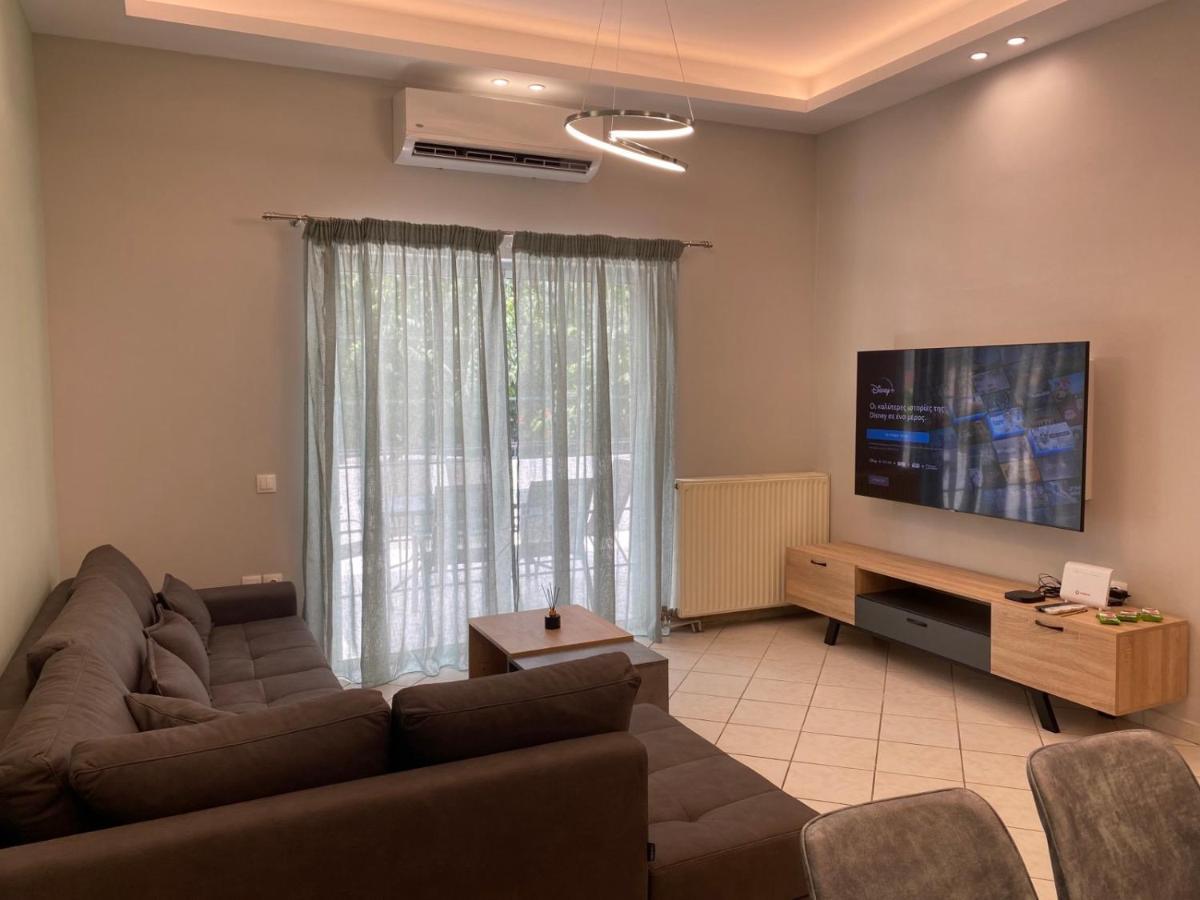 Comfortable Apartment Near To Metro アテネ エクステリア 写真